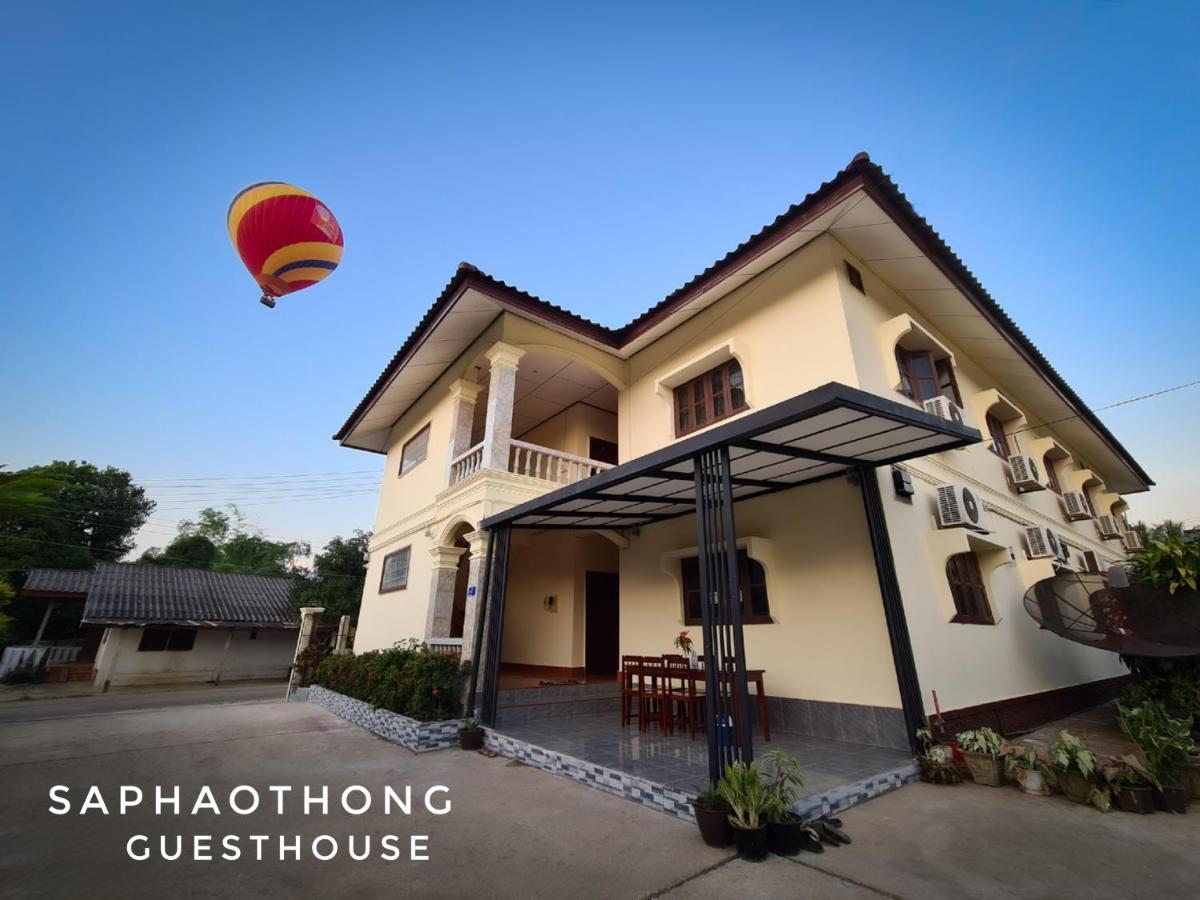 Saphaothong Guesthouse Vang Vieng Bagian luar foto